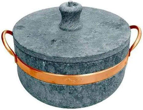 Panela de Pressão em Pedra Sabão com Alça de Cobre 3 6 LtrsPanela de Pressão em Pedra Sabão com Alça de Cobre 3 6 Ltrs - Exclusivo