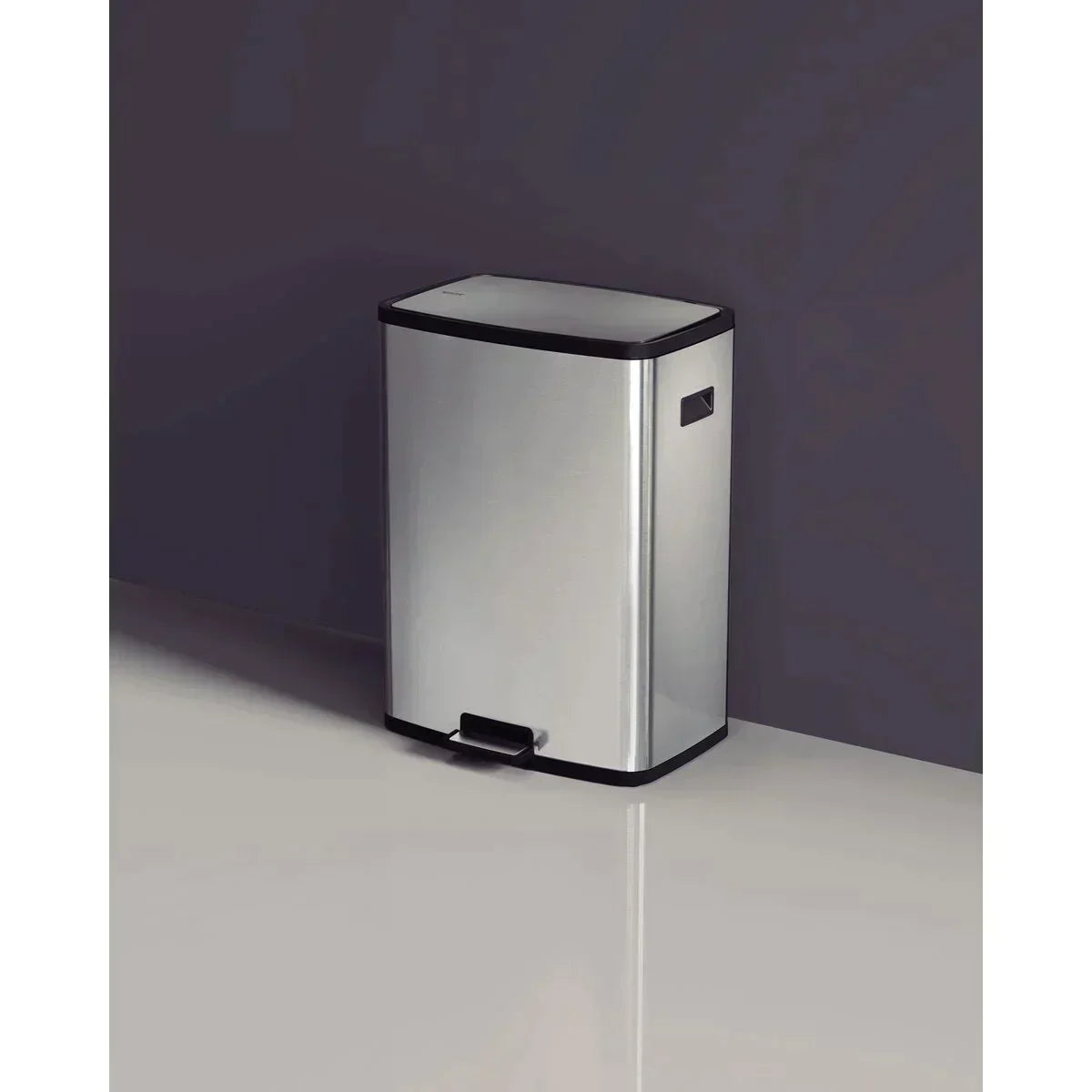 Lixeira Tramontina Octos em Aço Inox com Balde Removível e Pedal 45 L - Moderno