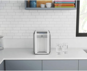 Purificador de Água Branco com Painel Touch Bivolt (PE11B) - Versátil
